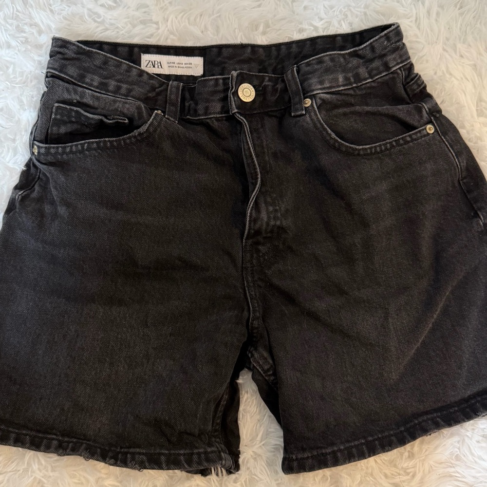 Zara Women's Charcoal Jean Shorts